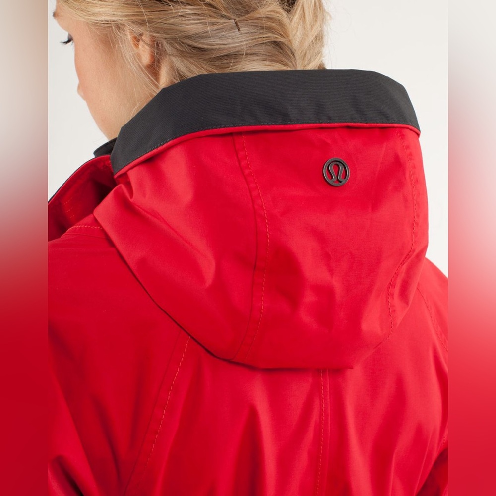 Lululemon Reversible Jacket Red Black Packable Belt Bag Small EUC Springtime - Picture 9 of 15